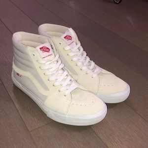 Barely Used Off-White High-Top Vans (M - 10.5)